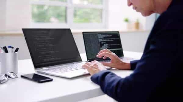 Što je web socket? Donosimo 7 primjena u realnom vremenu