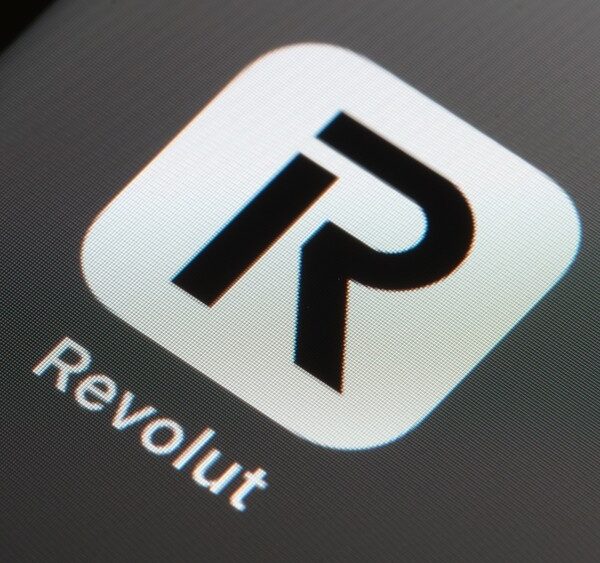 Kako otvoriti Revolut račun korak po korak?