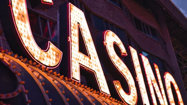 Split casino: natpis na ulazu u neodređeni casino